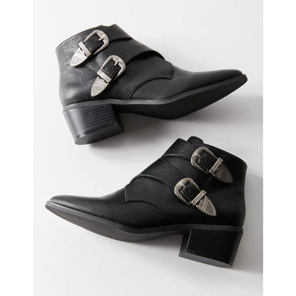Urban Outfitters Shoes - Urban Outfitters Talia Black Suede Buckle Side Zip Ankle Bootie Womans Size 9